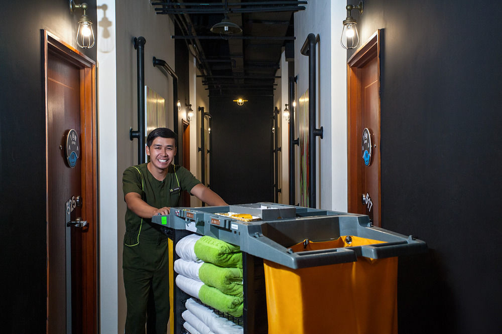 Maxonehotels.Com At Tidar Surabaya Exterior photo