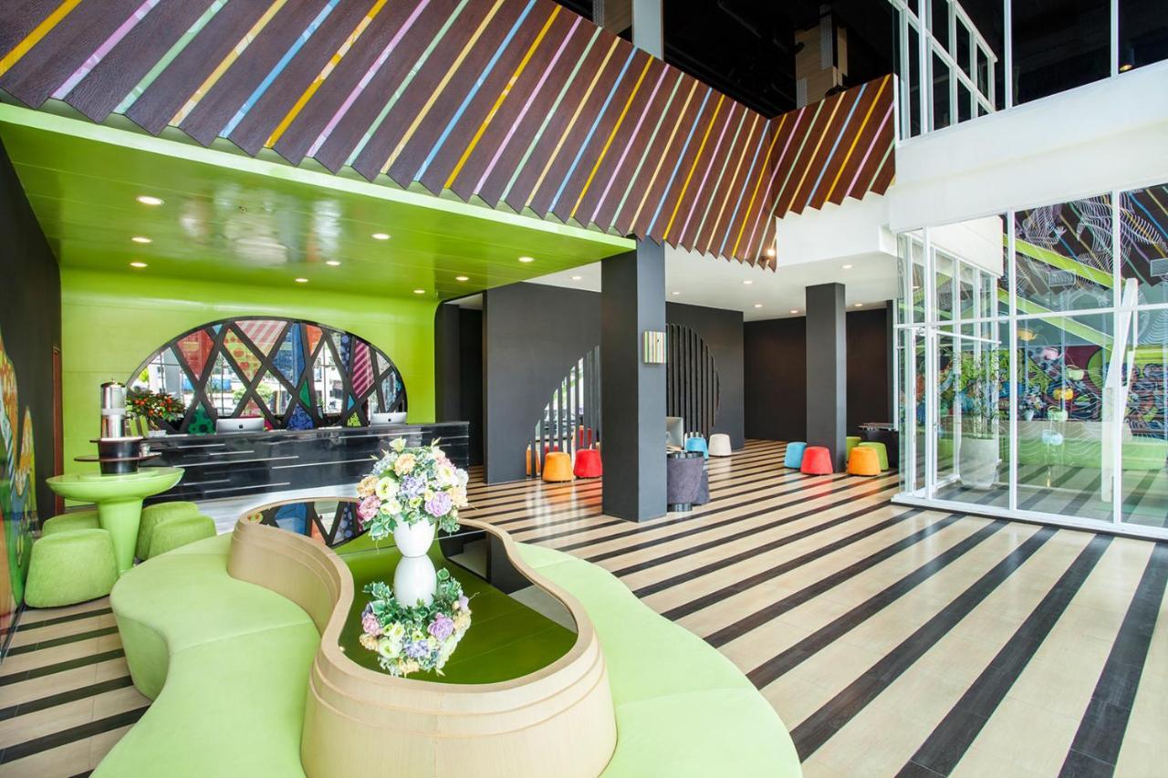 Maxonehotels.Com At Tidar Surabaya Exterior photo