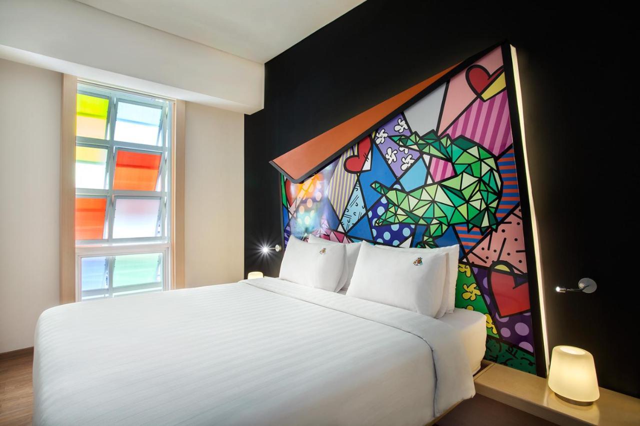 Maxonehotels.Com At Tidar Surabaya Exterior photo