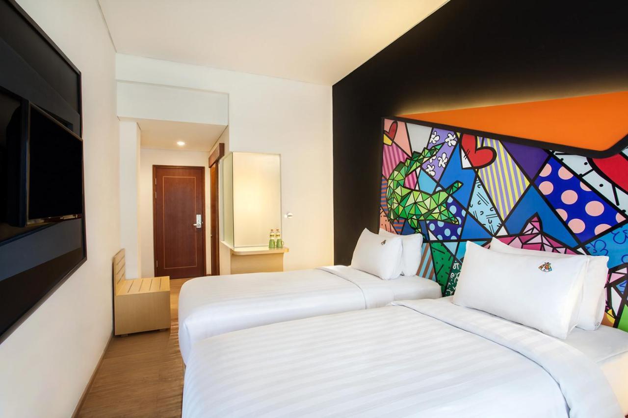 Maxonehotels.Com At Tidar Surabaya Exterior photo
